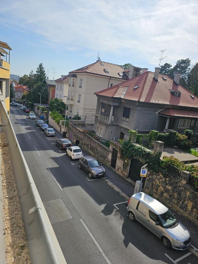 Pantovcak Oaza Leilighet Zagreb Eksteriør bilde